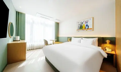 COMFY APART HOTEL