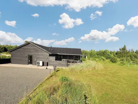 14 Person Holiday Home in Vaeggerlose