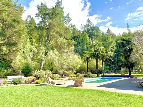 Zegarra Estate