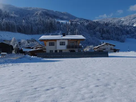 Chalet in Kaltenbach Near Ski Lift