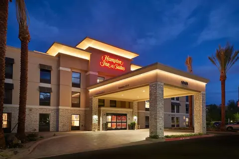 Hampton Inn & Suites Phoenix/Scottsdale on Shea Boulevard