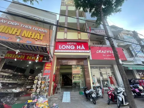 Long Ha Hotel