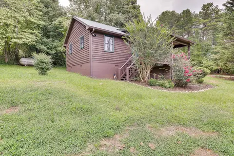 Blairsville Cabin w/ Fire Pit & Grill!