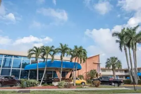 Hallandale Studio in Hallandale Beach