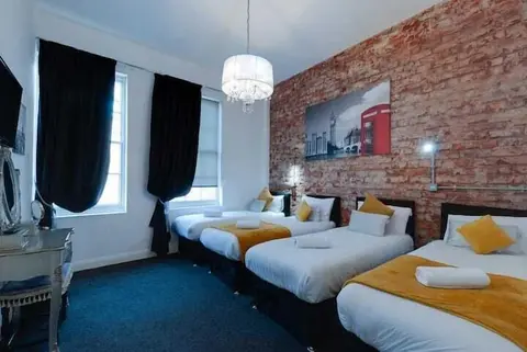 Dukes Street Apartment Hotel