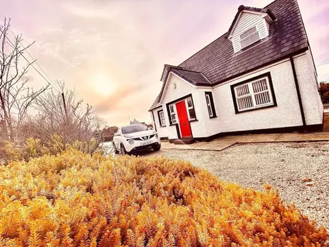 Riverside Cottage, Ramelton, The Wild Atlantic Way