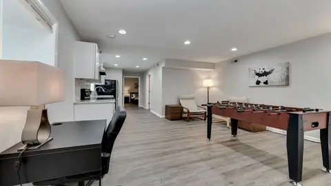 Stylish 3BR 3BA Colonial House by Cozysuites