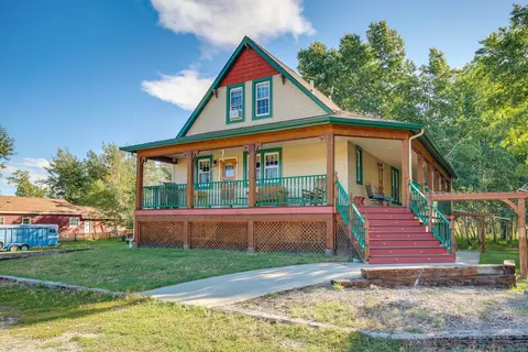 Large Family Home w/ View, 1 Mi to Red Lodge Ski!