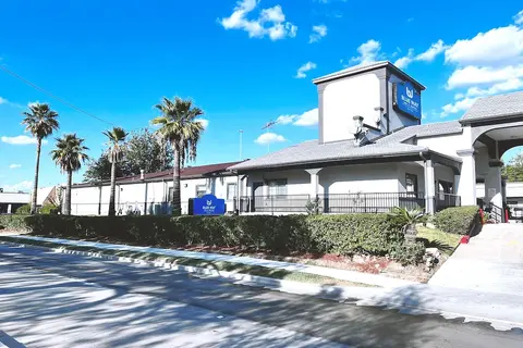 Blue Way Inn & Suites By Jasper Houston