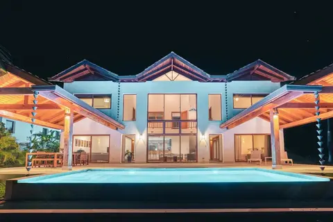 Amazing Villa With Ocean View at Puerto Bahia E6