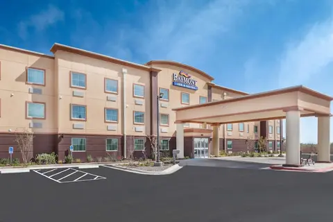 Baymont by Wyndham Midland Center