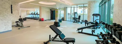 Aya - Exquisite Beachfront 1BR Living in Palm Jumeirah