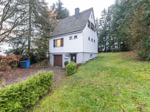 Gemutliches Ferienhaus im Sauerland in der Natur