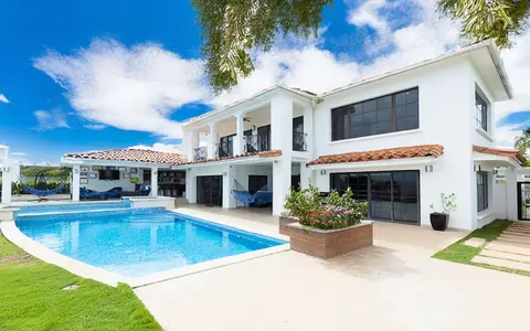 Villa Carisma by Acomodo Vistamar