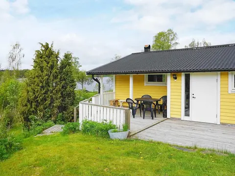 6 Person Holiday Home in Holsljunga-by Traum