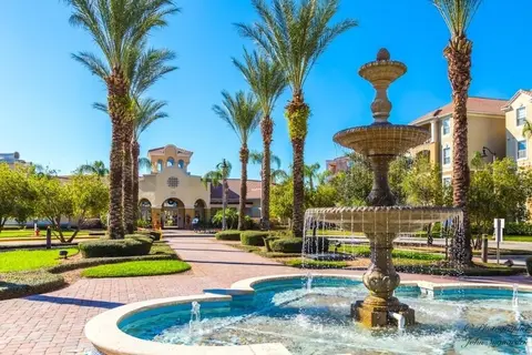 Fountain View. New! 3 Bedroom Condo by RedAwning