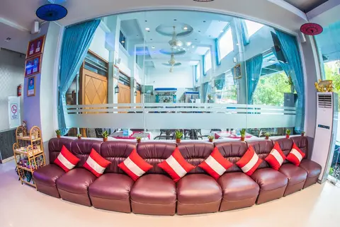 Diamond Crown Hotel