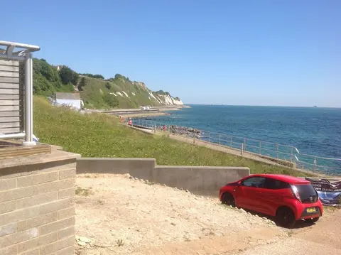 Ventnor Holiday Villas