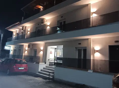 Nioplias Luxury Apartments Pefkohori