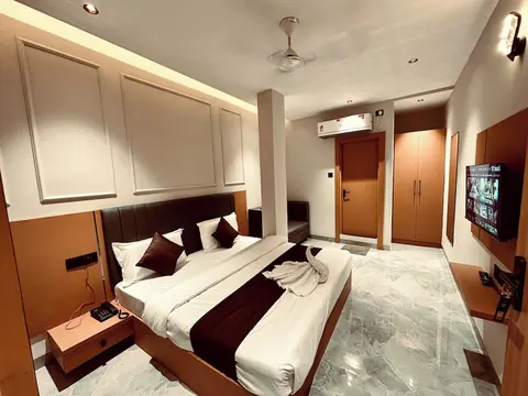 Hotel Balaji Inn, Ayodhya Bypass