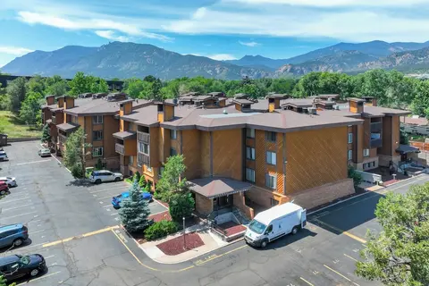 Trailhead Terrace