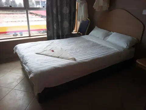 Summit Guest House & Grill