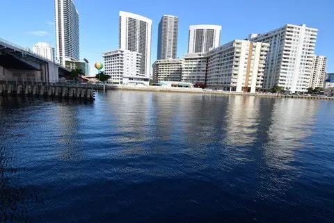 Ocean & Bay View Residence 1 Bed 1 Bath @ Beachwalk