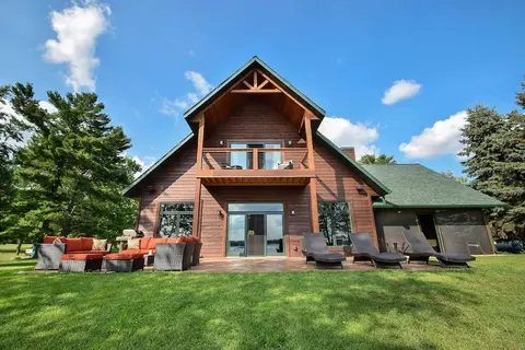 Cabin w/ Gradual Slope to Sandy Bottom Swimming!