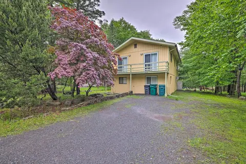 Tobyhanna Home: Private Deck, Hot Tub & Game Room!