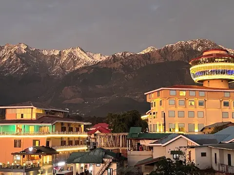 Hotel Palampur Life