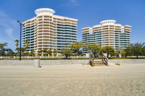 Gulfport Oceanfront Vacation Rental: Walk to Beach