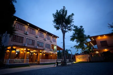 Srisawat Resort