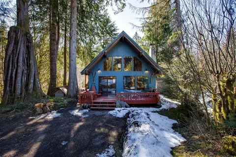 53MBR - Hot Tub - Wi-Fi - Sleeps 6