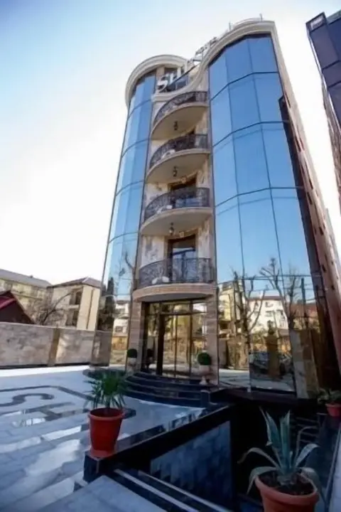 Shine House