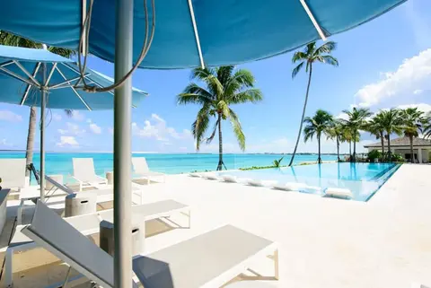 Two Bedroom Cable Beach Condo With Patio