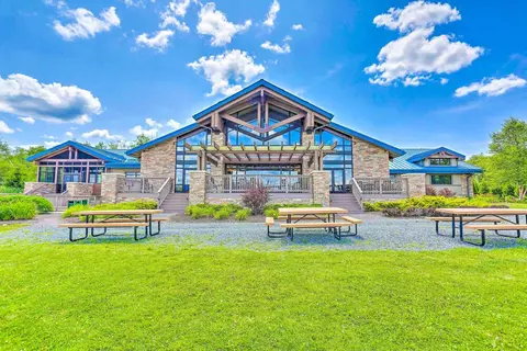 Lakefront Poconos Family Home w/ Pool Access