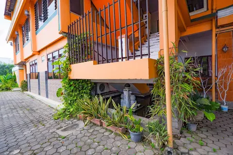 OYO 2855 Sartika Hotel Pati