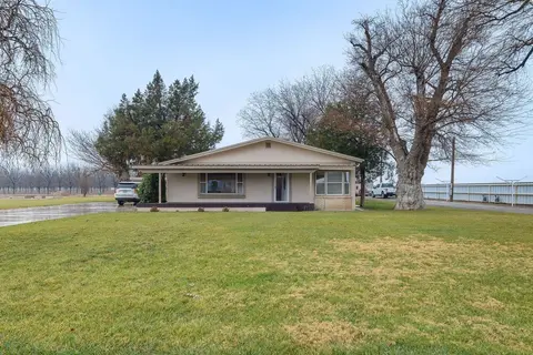 Peaceful Artesia Vacation Rental w/ Orchard Views!