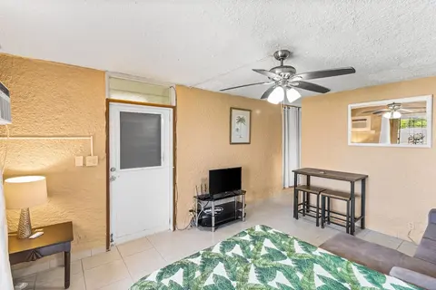 Caribbean View 1 Bedroom Condo by RedAwning