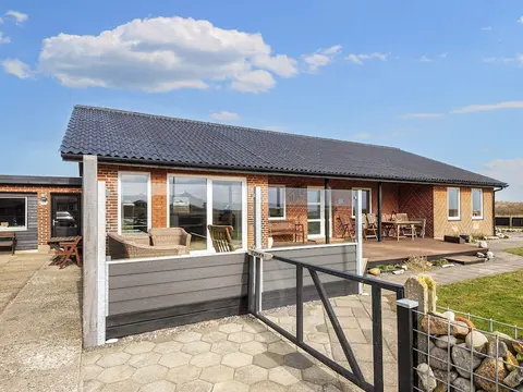 6 Person Holiday Home in Ulfborg