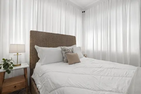 Otium Rentals Historic and Vibrant Apartment