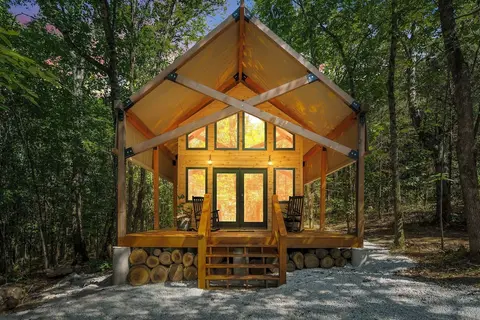 Hidden Hollow - Desirable Ozark Glamping!