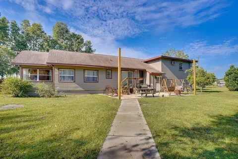 Stylish Waterfront Lake Wales Home Rental w/ Dock!