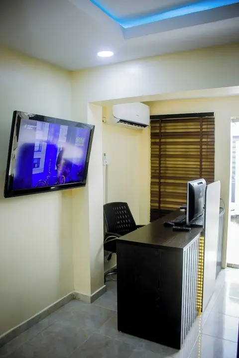 House 2 Guest House