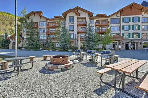 Ski-in/ski-out Solitude Resort Condo w/ Mtn Views!