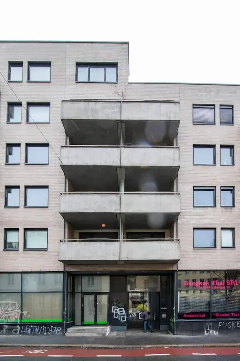 StayPlus Apt in Trendy Area Balcony