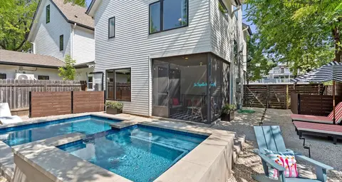 Spacious 5BR Austin Home With Backyard Fire Pit