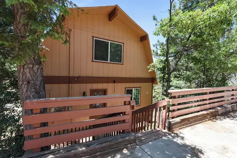 Bear Mountain Cabin