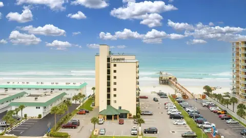 Updated Ocean Front Condo Aquamarine Suite 201
