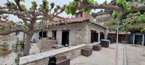 Manos Luxury Apartments